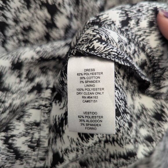 Jessica Simpson Bow-Back Dress, fit and flare, POCKETS, EUC, size 4 - Picture 6 of 7